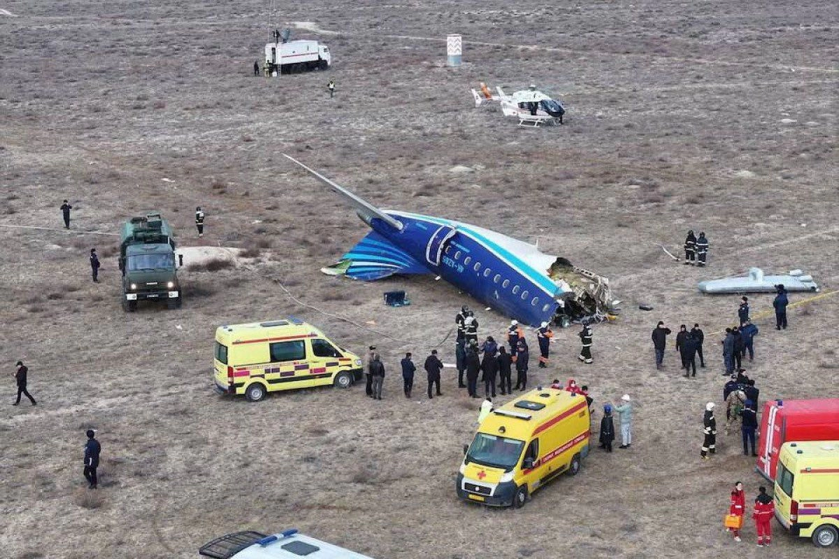 Kazahstan: Pronađena crna kutija u olupini aviona, najmanje 38 poginulih